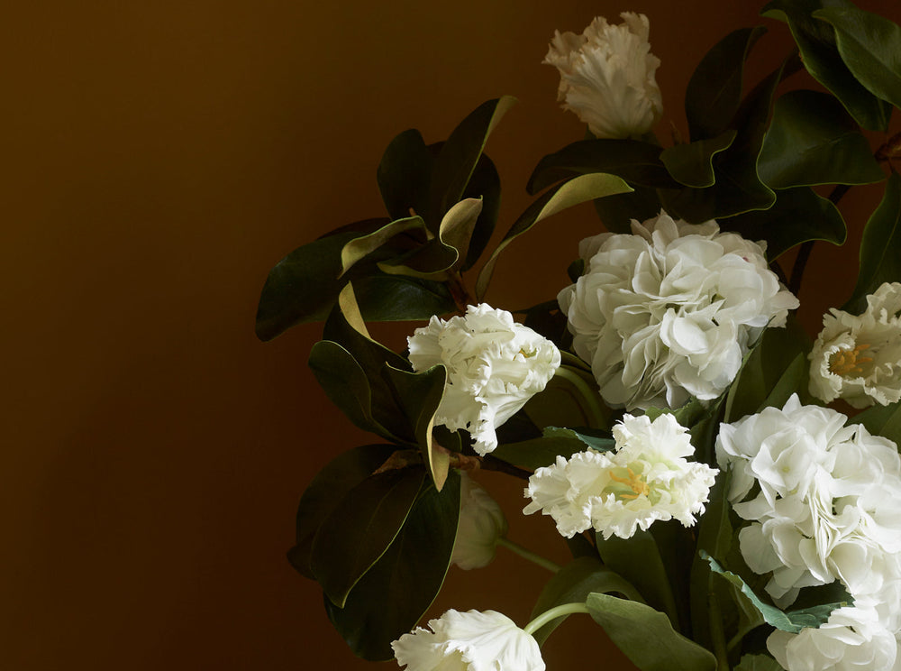 A close up of the Hydrangea, Tulip and Magnolia Leaf Branch 